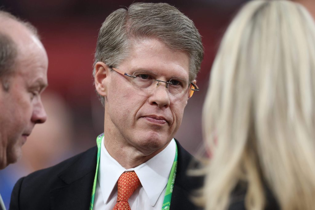 Clark Hunt Net Worth 2024